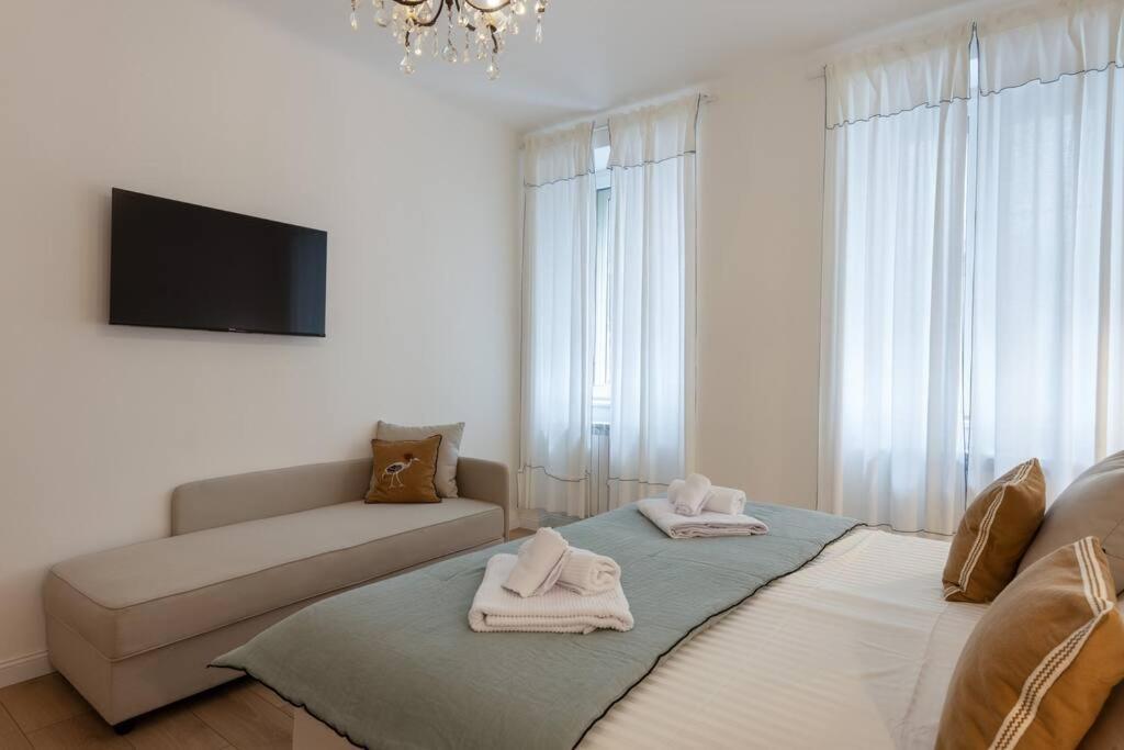 Foscolo 46 - Elegant Family Apartment Triest Exterior foto
