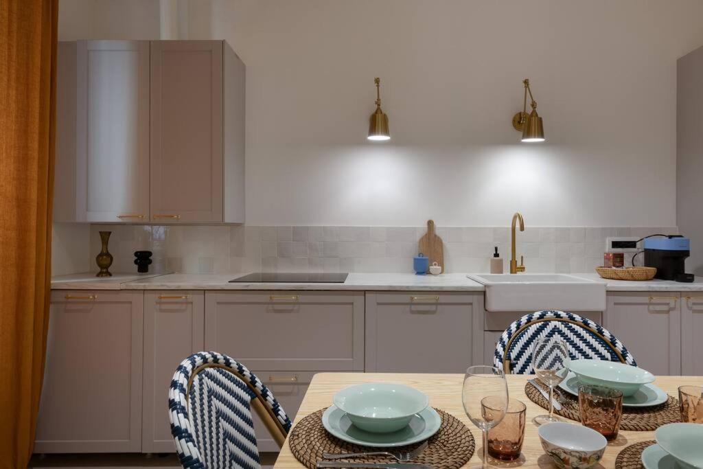 Foscolo 46 - Elegant Family Apartment Triest Exterior foto